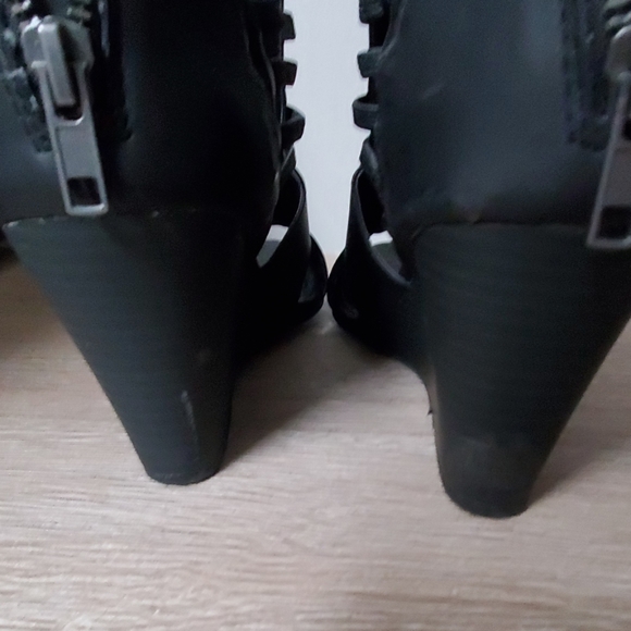 High heels - Picture 5 of 6